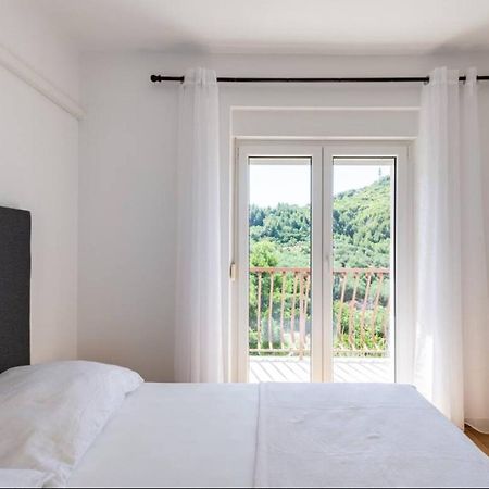 Villa La Domazet Podstrana Bagian luar foto