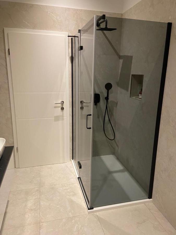 Villa La Domazet Podstrana Bagian luar foto